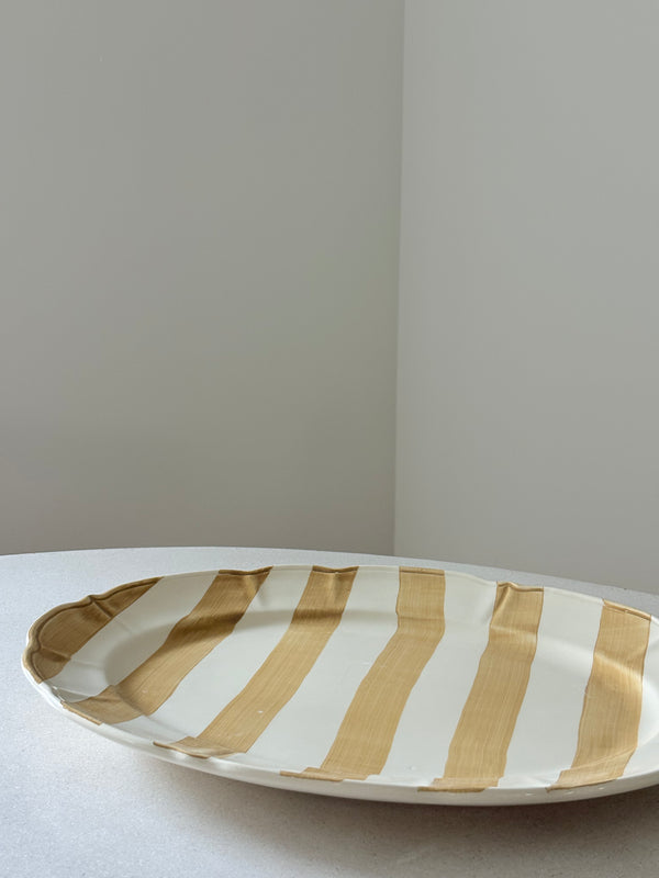 Fuente rayas mostaza